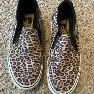 Women's Vans Leopard Print